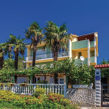 Cozy Apartment In Crikvenica With Wifi Eksteriør bilde