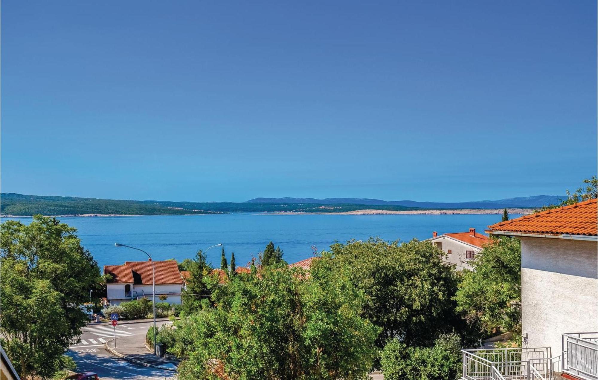 Cozy Apartment In Crikvenica With Wifi Eksteriør bilde