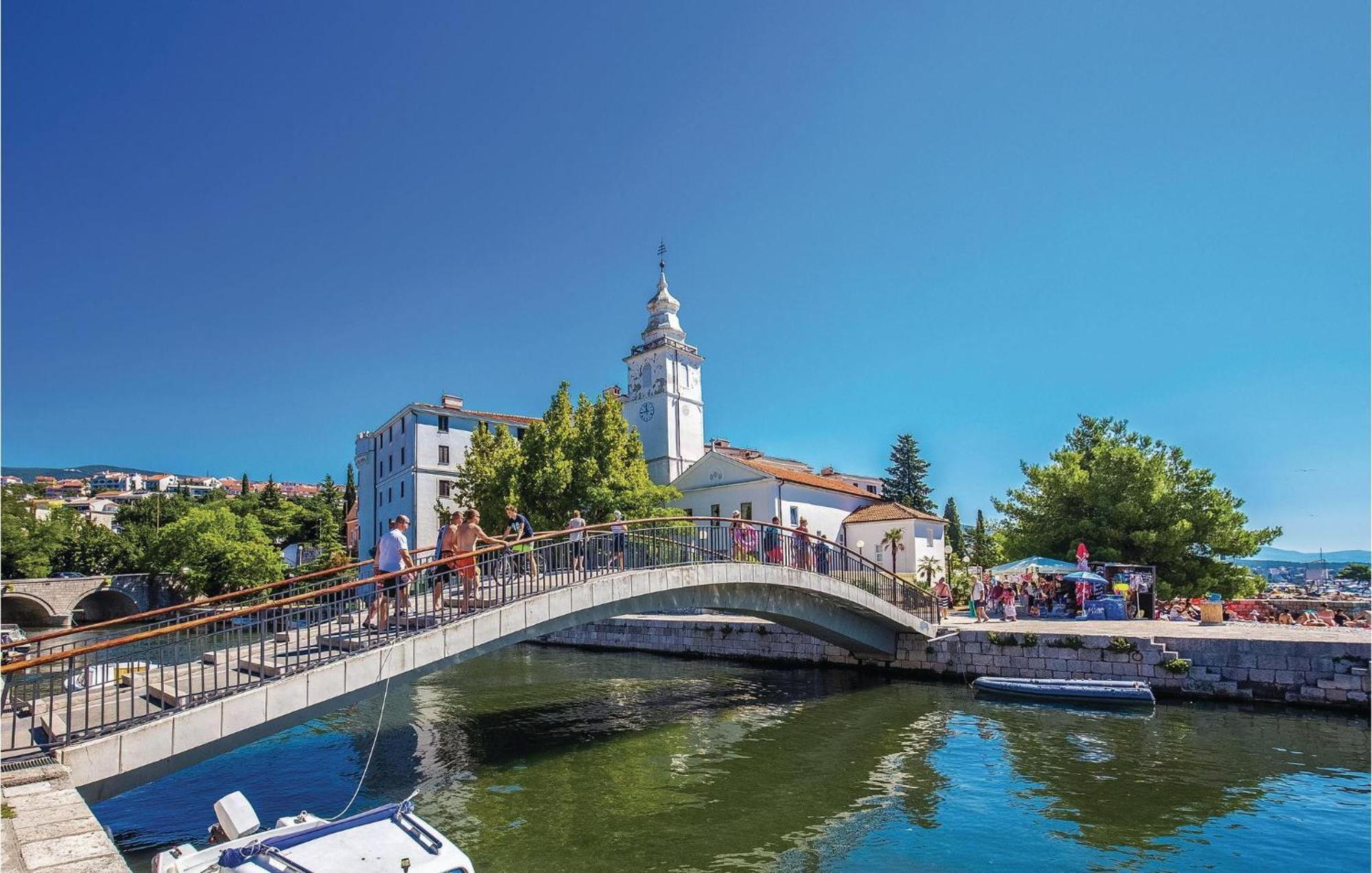 Cozy Apartment In Crikvenica With Wifi Eksteriør bilde