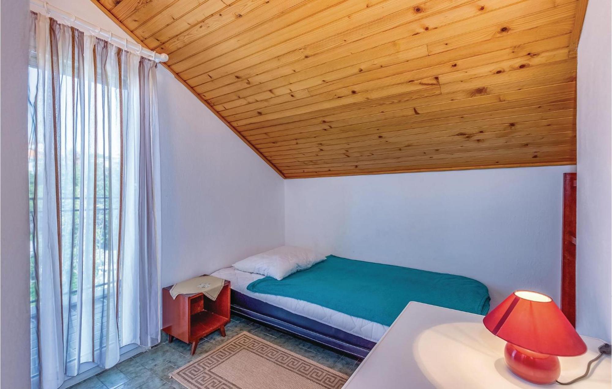 Cozy Apartment In Crikvenica With Wifi Eksteriør bilde