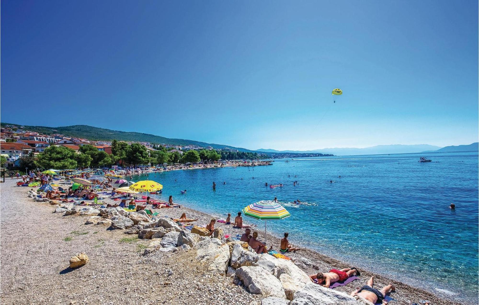 Cozy Apartment In Crikvenica With Wifi Eksteriør bilde