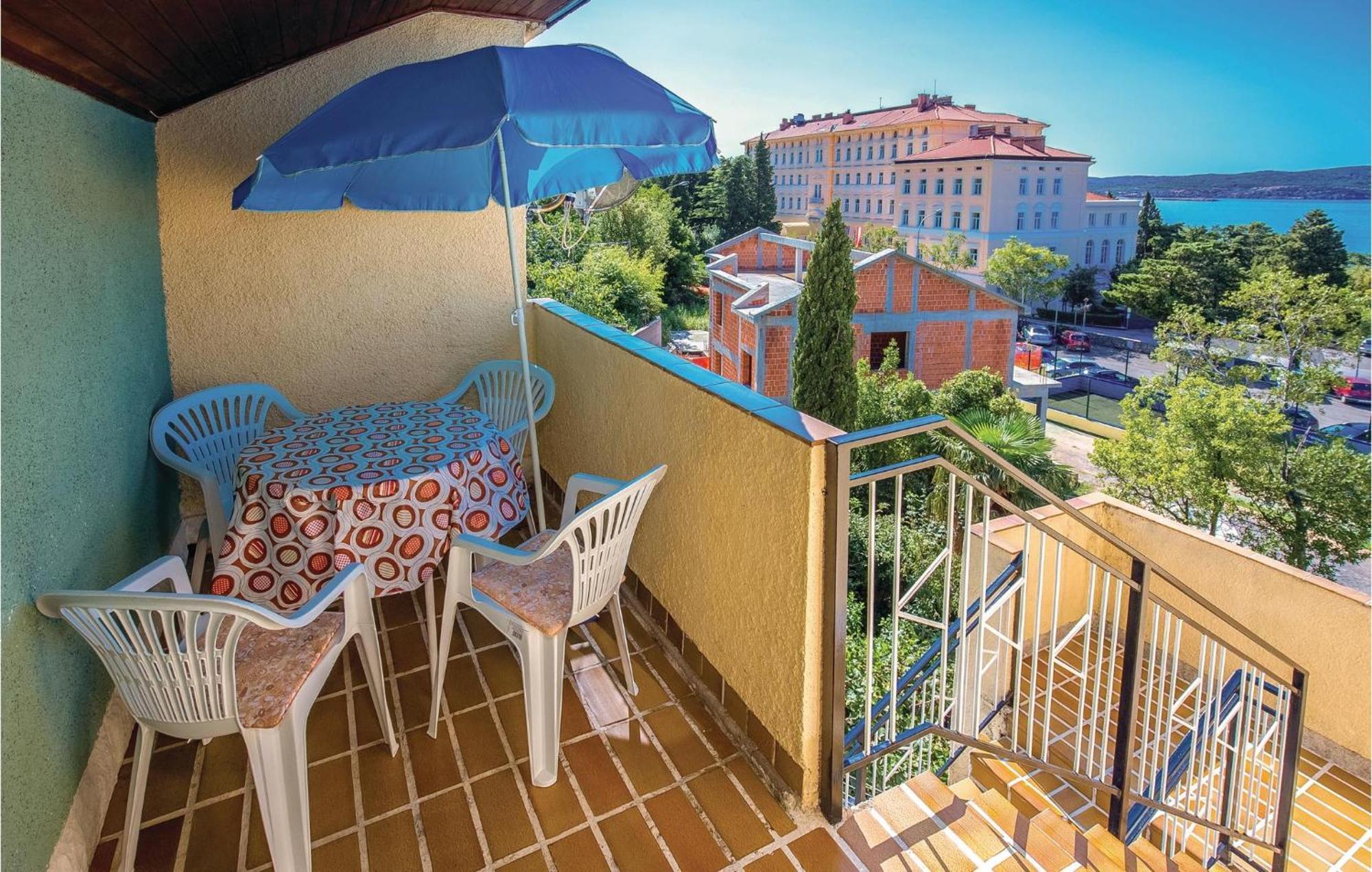 Cozy Apartment In Crikvenica With Wifi Eksteriør bilde